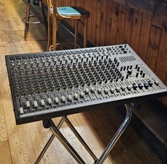 Mackie CFX20 MIXER 20 CHANNEL MIXER • Works VG+ Condition