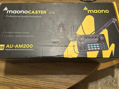 Maono MaonoCaster Lite Podcast Mixer 2-Channel USB Built-in Effects AU-AM200