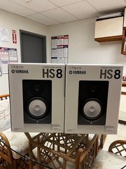 Yamaha HS8 BLACK Powered Studio Monitors PAIR
