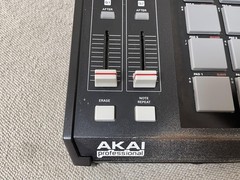 AKAI Professional MPC2500 Music Production Center 128MB RAM Sampler Sequencer