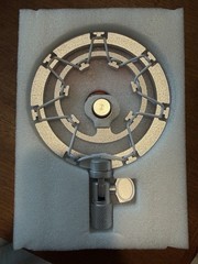 Auphonix PRO Microphone Shock Mount for Blue Yeti, Yeti Pro, Snowball Mic-Silver