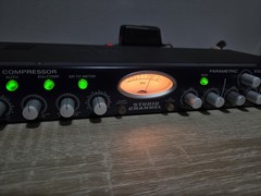 PreSonus Studio Channel Tube Preamp Compressor EQ 1U VU Meter XLR 1/4″