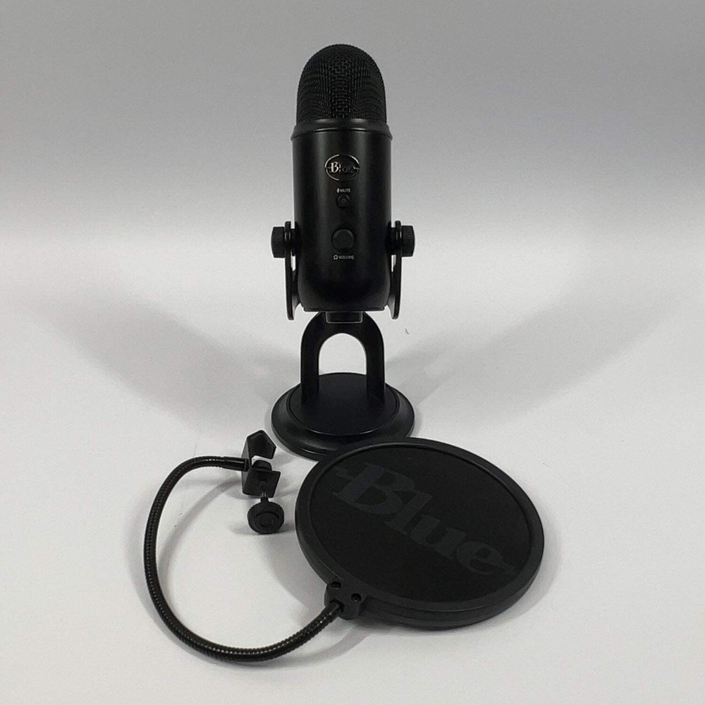 Blue Yeti USB 20Hz – 20kHz Microphone 888-000322