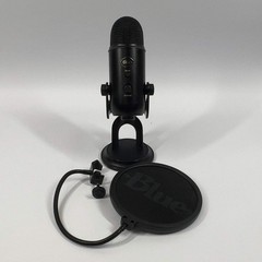 Blue Yeti USB 20Hz – 20kHz Microphone 888-000322