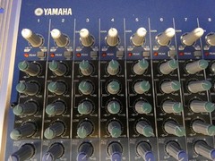 Yamaha MG16/6FX Mixing Console w/Rack Ears (Tested-Working) Good Condition