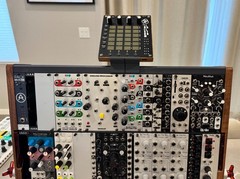 OXI One brackets / stand for Arturia RackBrute 3U / 6U case (fits other gear)