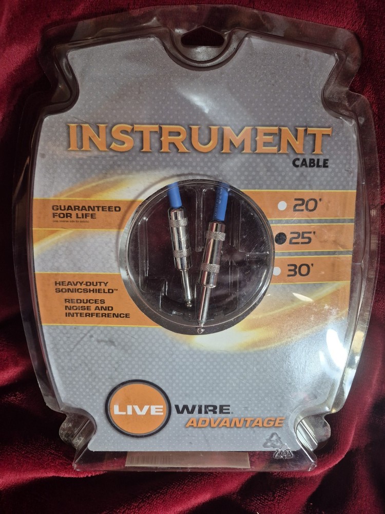 Live Wire Advantage Instrument Cable, Noise Reduction, Heavy-Duty 25 Ft.