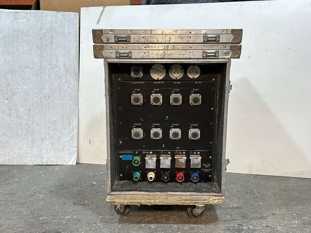 Unbranded Portable Power Distro Rack w/ 3 Ph Cam-Lock & Breakers #7056 (One)THS