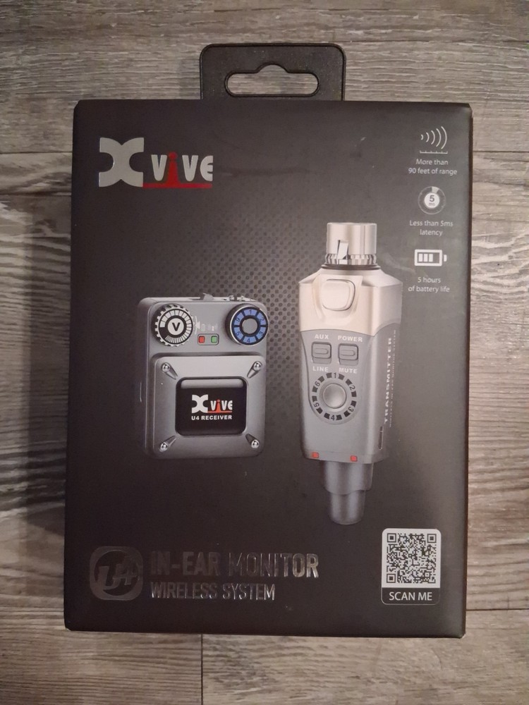 XVIVE U4 2.4GHz Wireless In-Ear Monitoring System