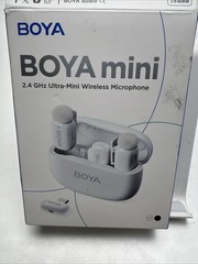 BOYA Mini 2 Wireless Lavalier Microphones for Iphone USB-C & Lightning Adapters