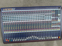 1pcs MIDAS VENICE U32 Mixing Console