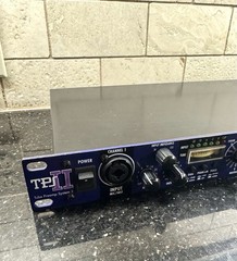 ART TPS II 2-Channel Digital Preamplifier System Stereo TPS II 2 Preamp V3