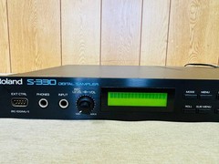 Roland S-330 Digital Sampler Rackmount with Power Cable Music Gear Tested Black
