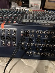 Soundcraft GB8 40 40-Channel Mixing Console