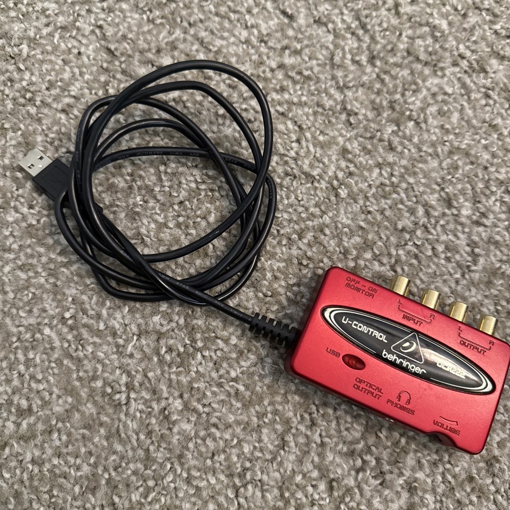 Behringer U-CONTROL UCA222 Ultra-Low Latency 2 In/2 Out USB Audio Interface
