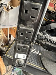 Juice Goose 8.0L Power Distribution Center with Lights 8 Outlets Dimmer Control