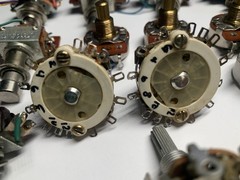 23 Potentiometers & Foot Switches For Vintage Moog Synthesizers