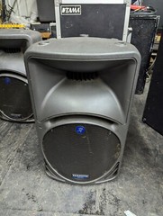 Mackie SRM450 400 watt 12″ Powered Speaker