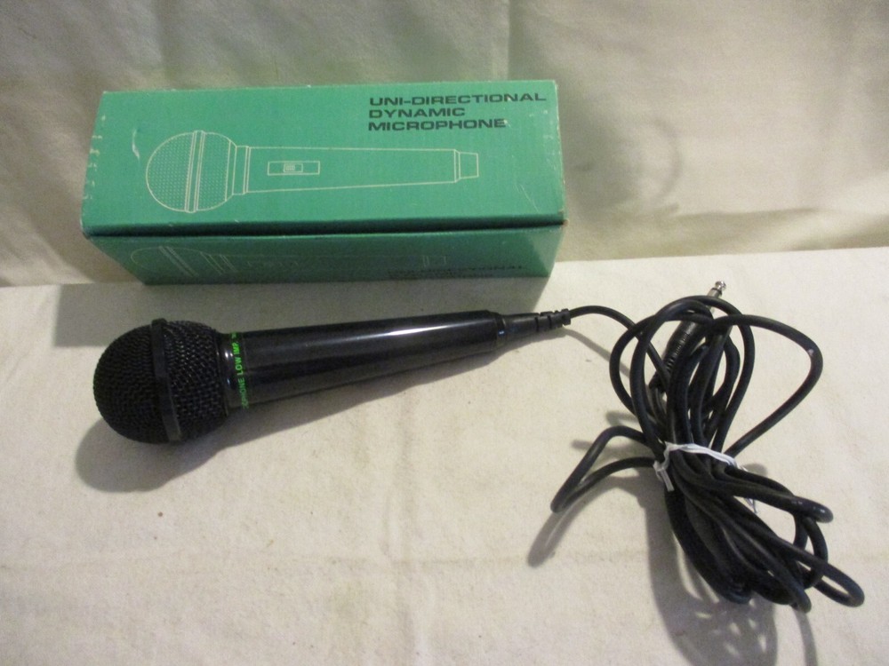Uni-Directional – Hand Held Corded Dynamic Microphone – Karaoke