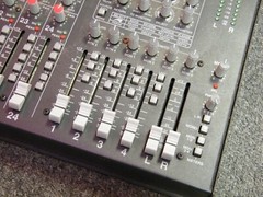 Carvin C2444 Concert Series 24 channel Mixing Console Board Mixer – Four Monitor