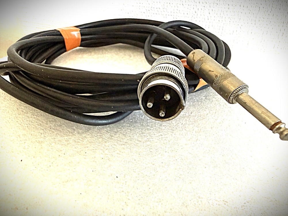 Vintage 1950’s microphone cable-3 pin male Amphenol to male 1/4″ phono plug-20′