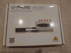 Behringer U-Phone UFO202 audiophile USB audio interface built-in phono preamp