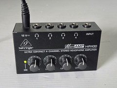 Behringer MICROAMP HA400 Ultra-Compact 4 Channel Stereo Headphone Amplifier