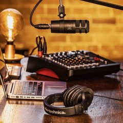 Audio-Technica AT2040 Hypercardioid Dynamic Microphone