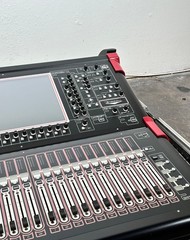 DiGiCo SD9 Digital Mixing Console w/ MultiMode Optocore Fiber Interface & Waves