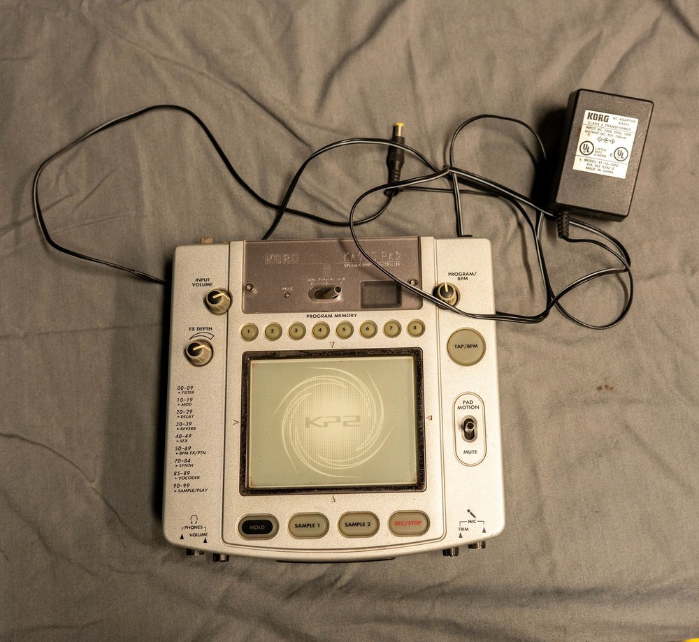 KORG KAOSS PAD KP2 KP-2 Dynamic Effect Controller DJ Sampler w Box & Cord
