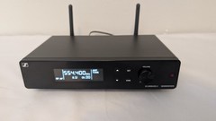 Sennheiser XSW 2 e835 / Wireless Handheld Microphone System / A Range / 548-572