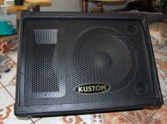 Kustom KPC12M 12″ Monitor Speaker Cabinet / 100 Watts, 1/4″ Inputs, Excellent!