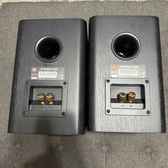 JBL Studio 220 4″ 2-Way Bookshelf Speakers 8ohms Harman Black Wood