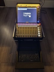 DiGiCo Quantum 112 X-Q112-WS-OP And FC-Q112 Flight Case Digital Mixing Console
