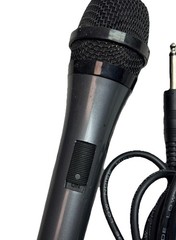 Singing Machine Unidirectional Dynamic Microphone, model SMM-205.