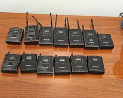Sony UTX-B2 UHF Synthesized Transmitter + URX-P2
