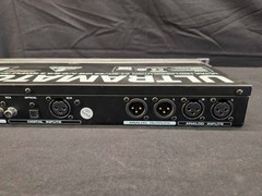 Behringer SRC2496 ULTRAMATCH PRO 24-Bit / 96KHZ A/D-D/A Sample Rate Converter
