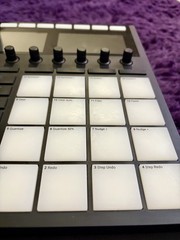 Native Instruments Maschine MK3 Midi Controller (Excellent Condition W/ Case)
