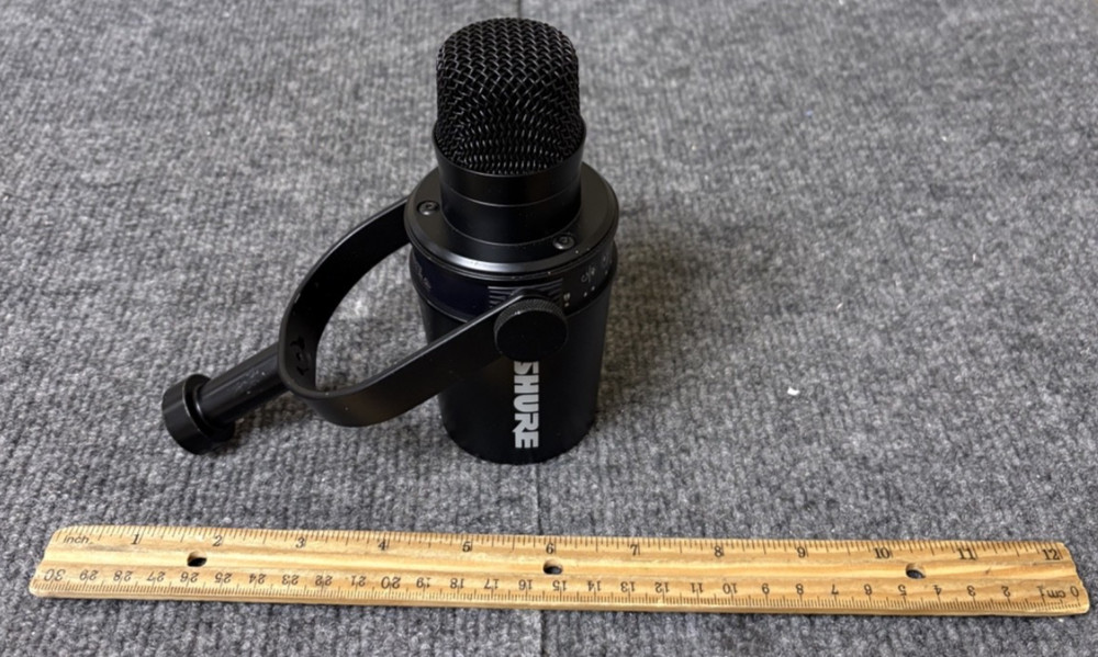 Shure MV7 Broadcast Dynamic Microphone (Unit Only)