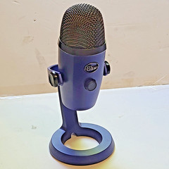 Blue Yeti Nano USB Microphone A00098 with Stand