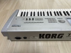 Korg Triton 61-Key Keyboard Synthesizer Sampler with Power Cable Used from Japan
