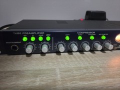 PreSonus Studio Channel Tube Preamp Compressor EQ 1U VU Meter XLR 1/4″