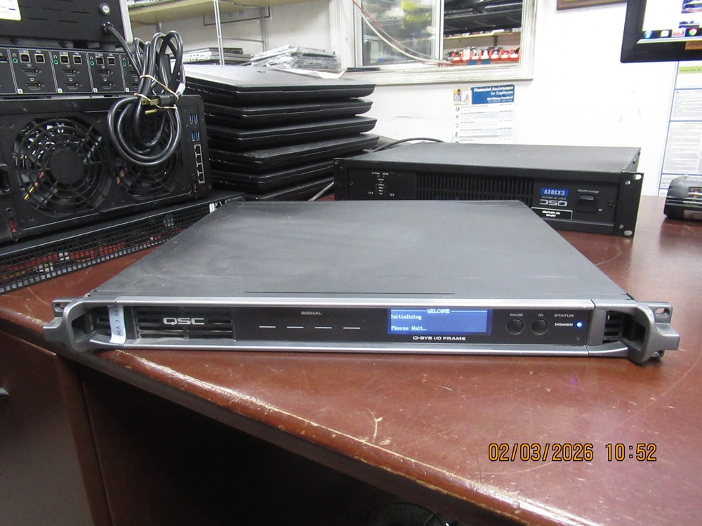 QSC Q-SYS I/O FRAME Audio Control Interface With 4x Q-SYS COL4