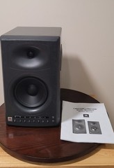 JBL LSR4326P Studio Monitor Speaker With Manual. Tested, Works.