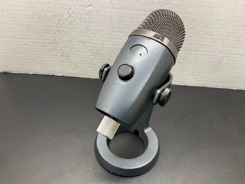 Blue Yeti Nano Premium USB Microphone Music Streaming