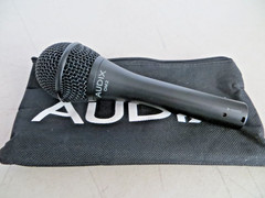 Audix OM2 All Purpose Handheld Hypercardioid Dynamic Vocal Microphone w/ Clip