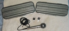 2 Peavey PVM Microphone Hardshell Storage Case With 1 Realistic Mic 33985A
