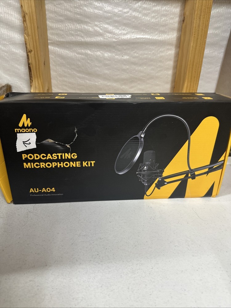 Maono AU-A04 Podcasting Microphone Kit USB Plug n Play w/ Boom Arm Stand 120 dB