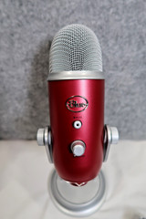 Blue Yeti Red Professional Multi-Pattern USB Condenser Microphone Tested