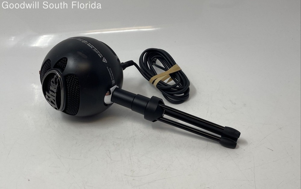 Blue Snowball Ice Wired Condenser Microphone Handheld Not Tested